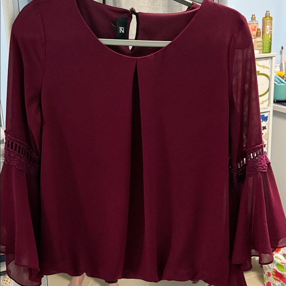 IZ Ladies Top
